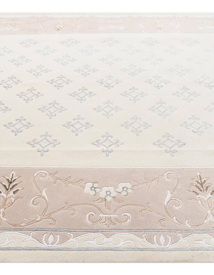 Detail image of  8' 2 x 11' 3  Hand Knotted Darya Rug