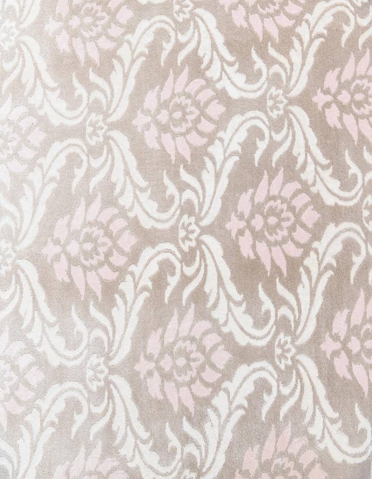 Detail image of  6' 11 x 10' 1  Hand Knotted Darya Wool Rug