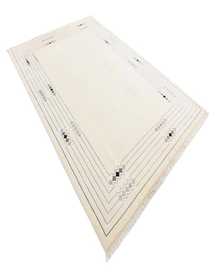 Detail image of  6' 8 x 9' 11  Hand Knotted Darya Rug