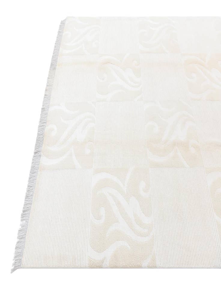 Detail image of  5' 8 x 8'  Hand Knotted Darya Wool Rug