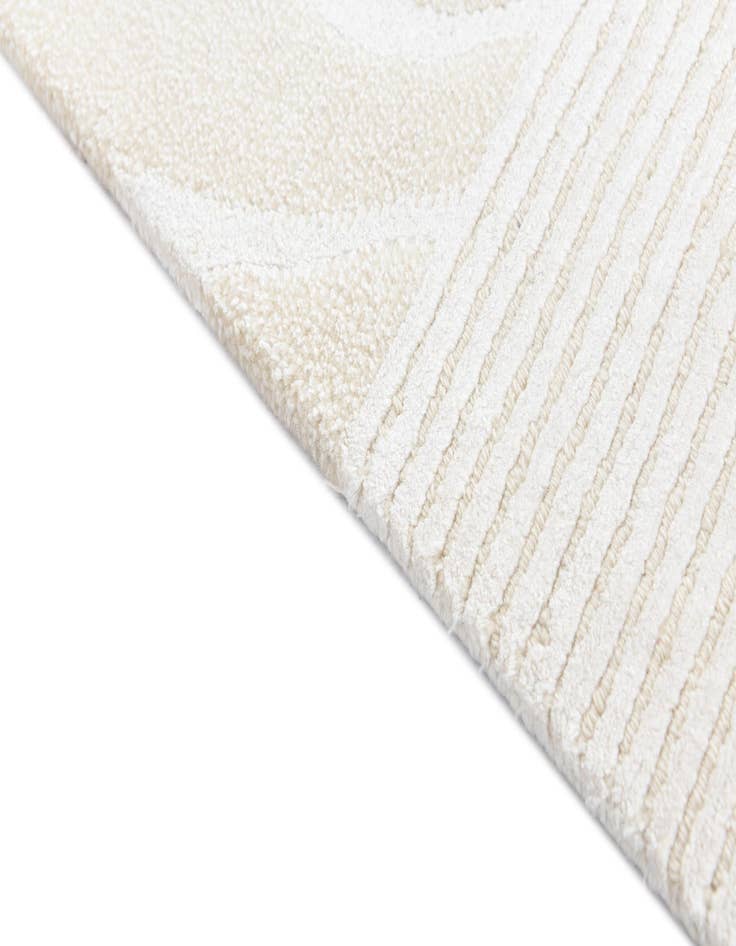 Detail image of  5' 8 x 8'  Hand Knotted Darya Wool Rug