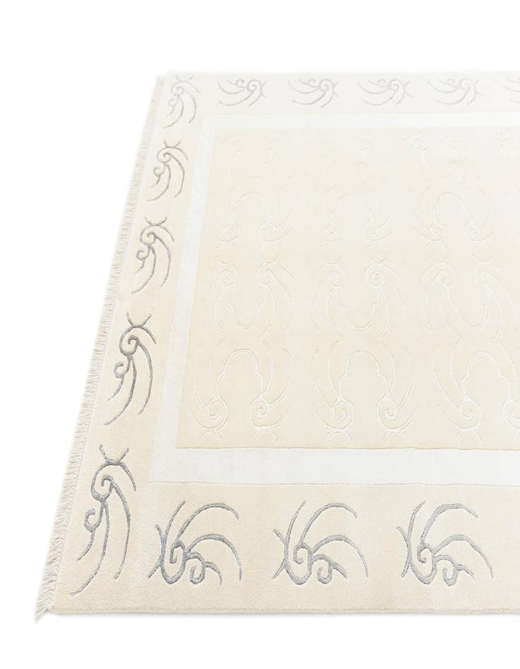 Detail image of  5' 6 x 7' 10  Hand Knotted Darya Rug