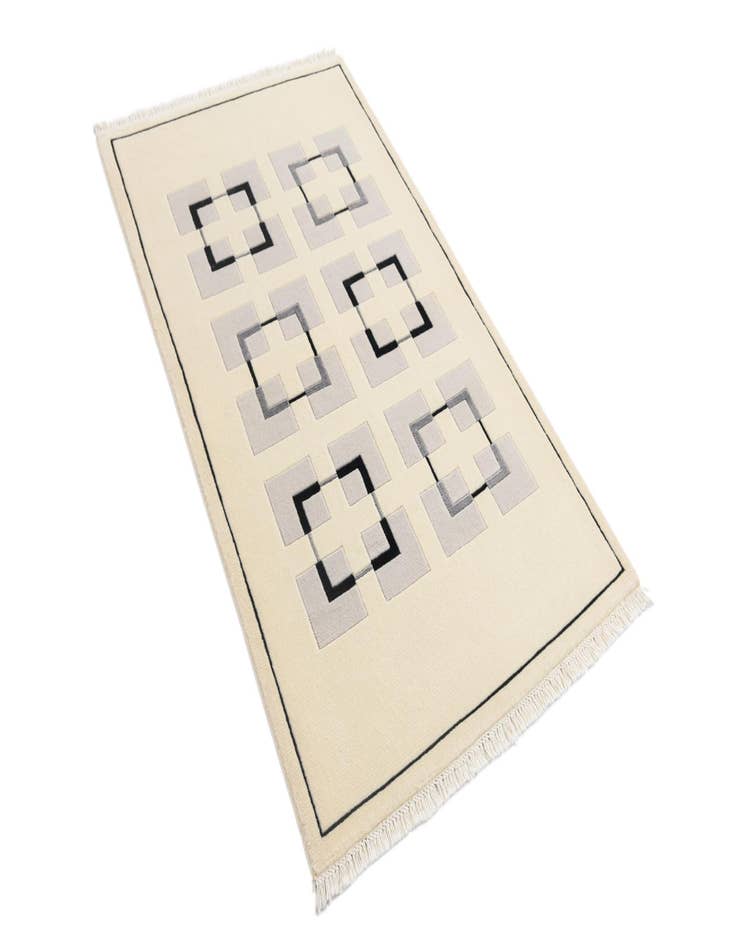 Detail image of  2' 11 x 5'  Hand Knotted Darya Rug