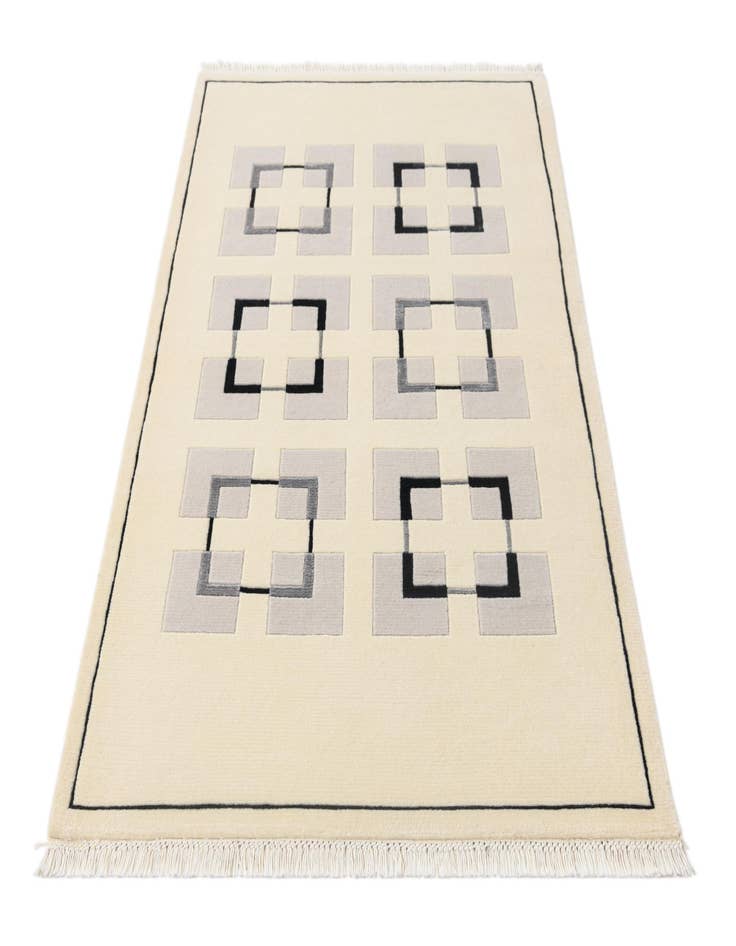 Detail image of  2' 11 x 5'  Hand Knotted Darya Rug