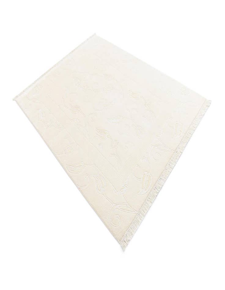 Detail image of  4' 11 x 6' 8 Darya Rug