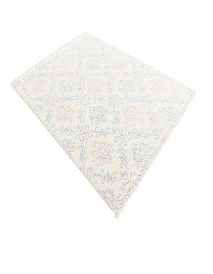 Detail image of  5' 7 x 7' 10 Darya Rug