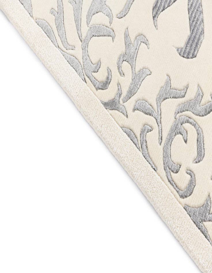 Detail image of  5' 6 x 7' 10 Darya Rug