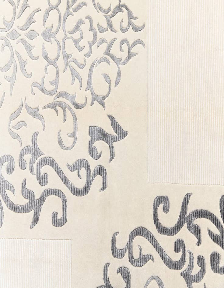 Detail image of  5' 6 x 7' 10 Darya Rug