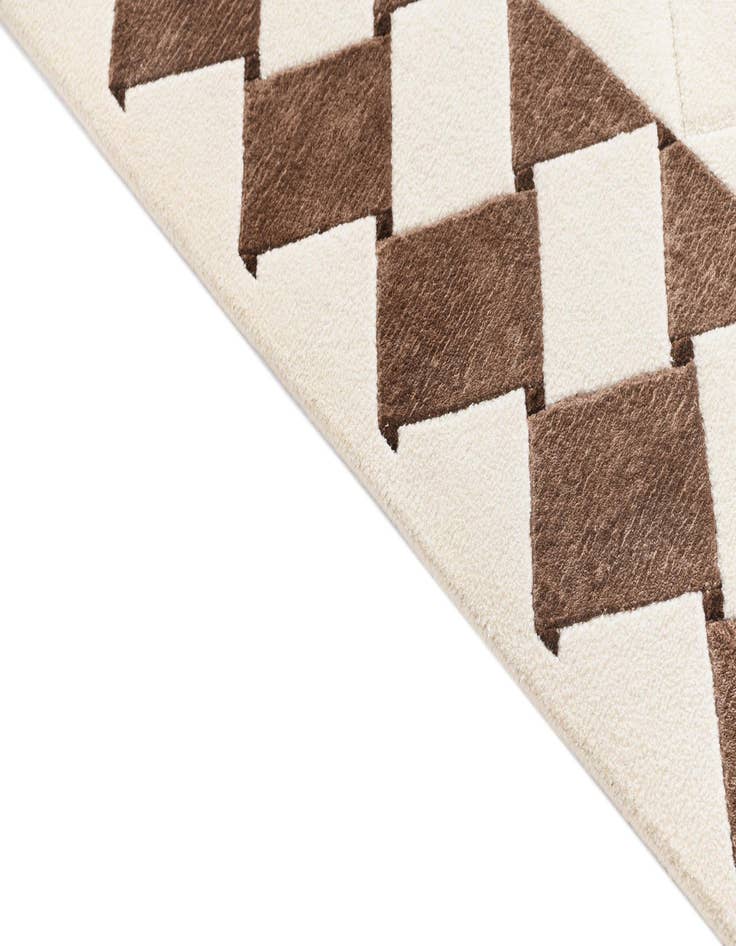 Detail image of  5' 6 x 7' 10 Darya Rug