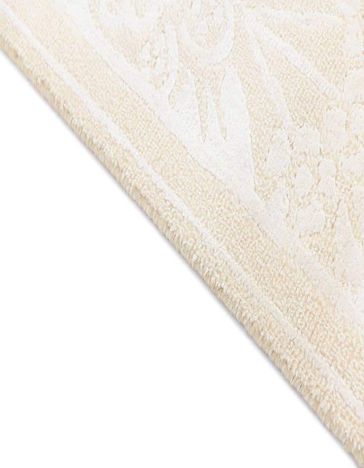 Detail image of  2' 11 x 5' 1  Hand Knotted Darya Wool Rug