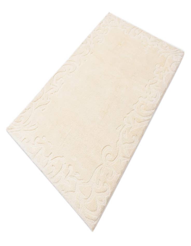 Detail image of  3' 1 x 4' 10  Hand Knotted Darya Wool Rug