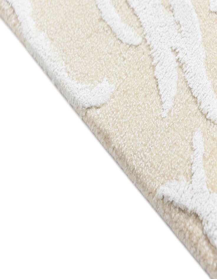 Detail image of  2' 11 x 5' 2  Hand Knotted Darya Wool Rug