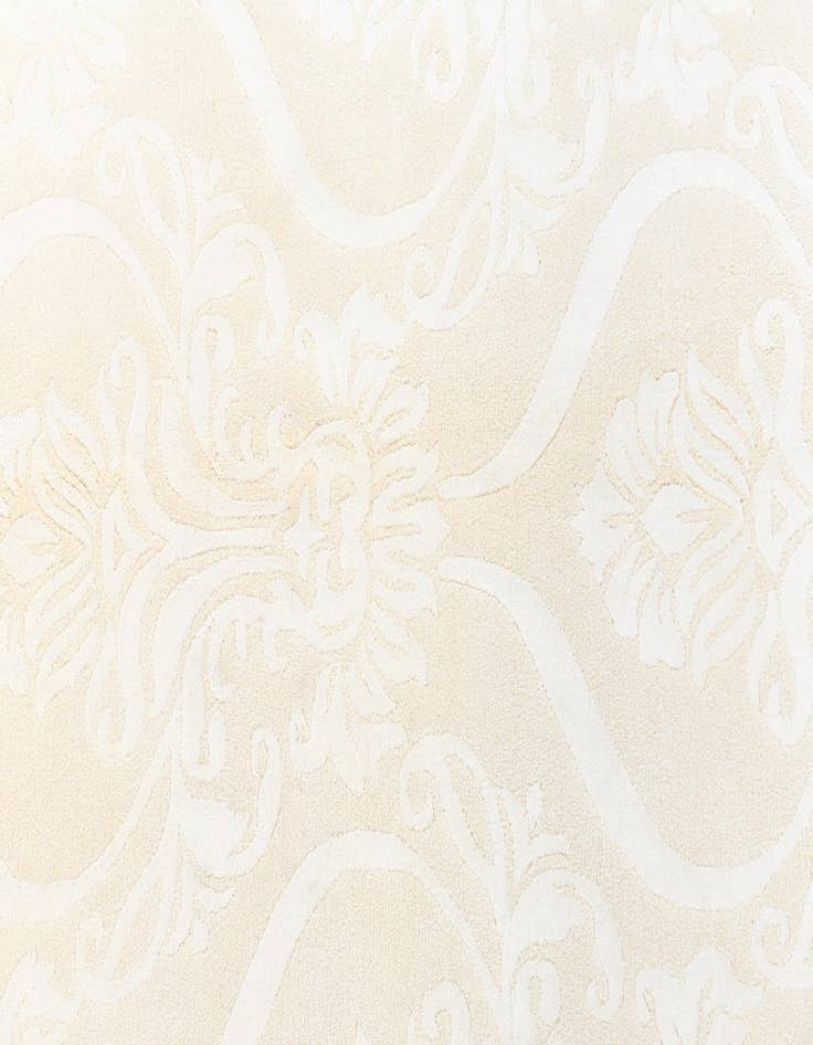 Detail image of  4' 1 x 6' Darya Rug