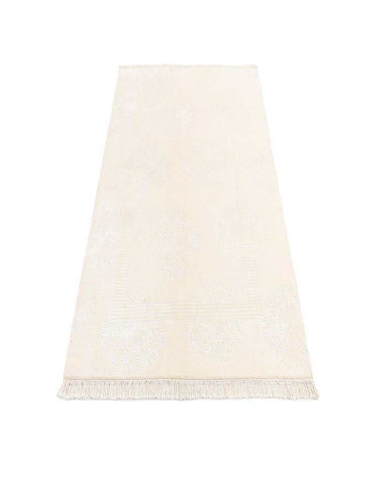 Detail image of  4' x 5' 11 Darya Rug