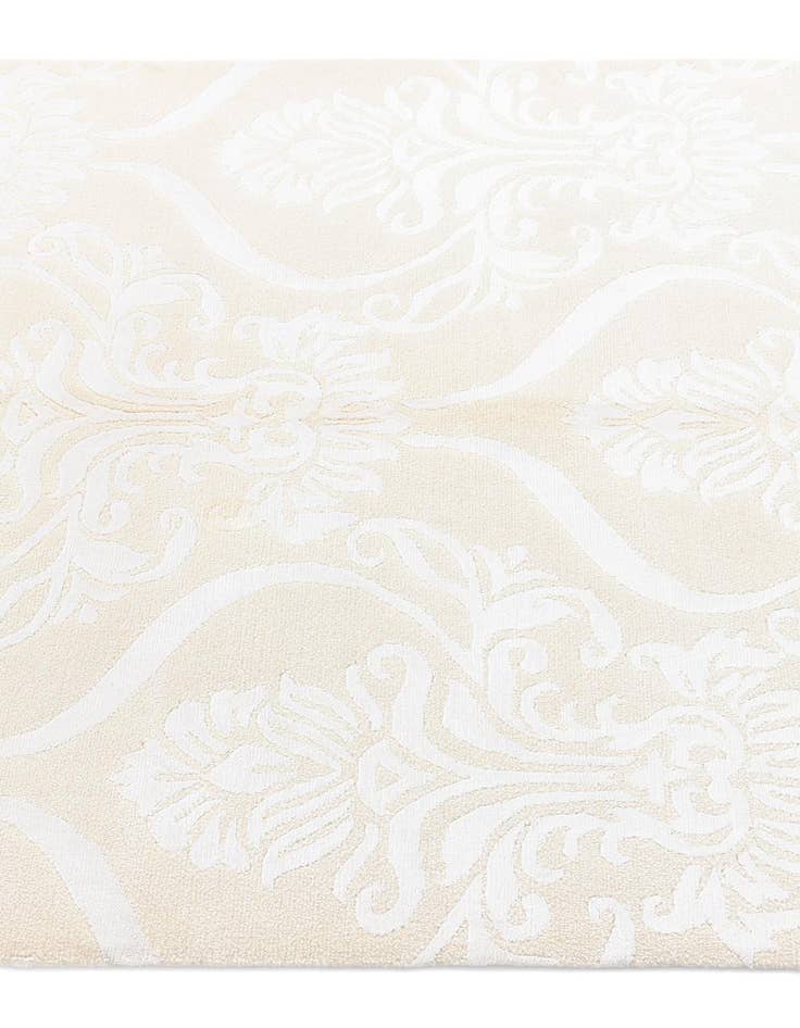 Detail image of  3' 11 x 5' 9 Darya Rug