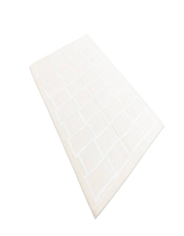 Detail image of  3' 11 x 5' 11 Darya Rug