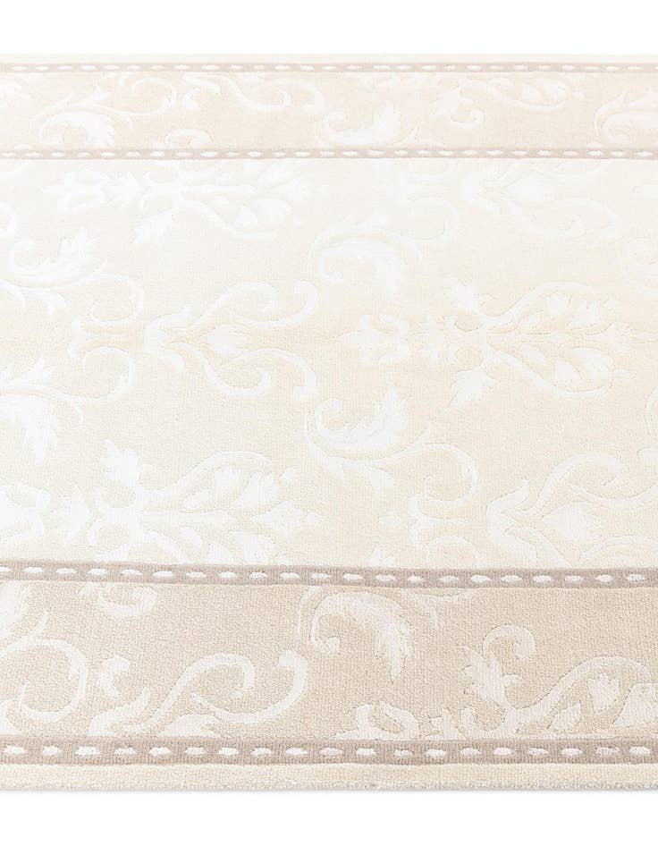 Detail image of  4' 1 x 5' 11 Darya Rug