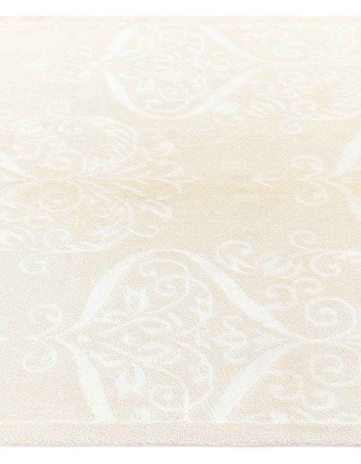 Detail image of  4' 2 x 5' 11 Darya Rug