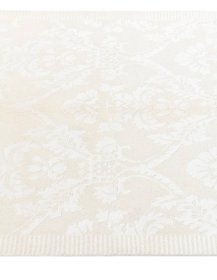 Detail image of  4' x 6' Darya Rug