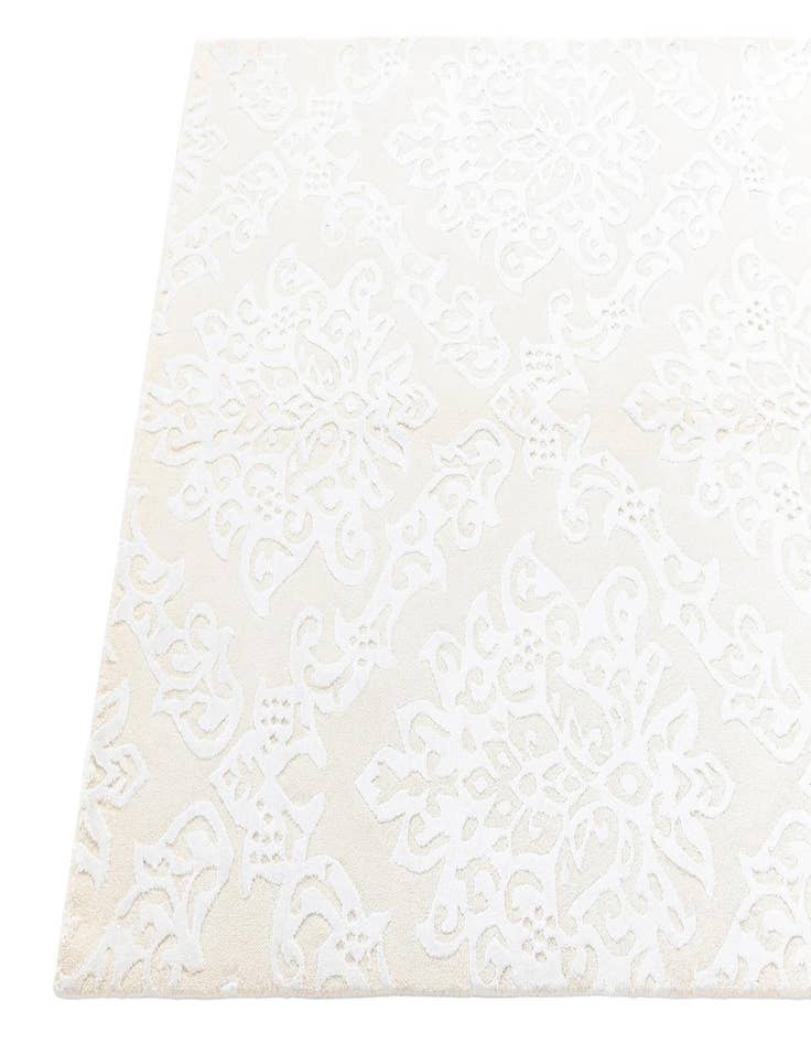 Detail image of  4' x 6' Darya Rug