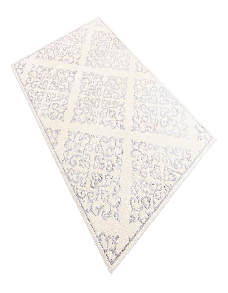 Detail image of  4' x 6' 2 Darya Rug