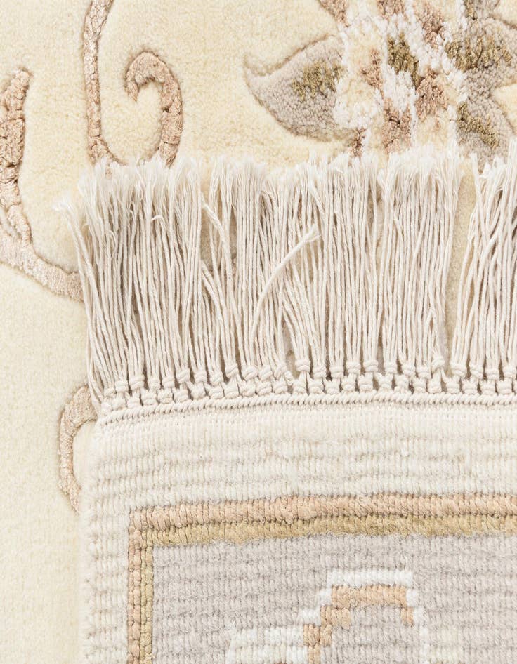 Detail image of  4' x 6' 1 Darya Rug