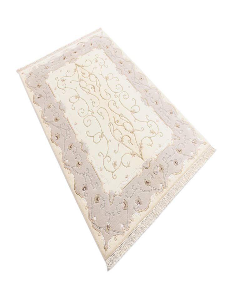 Detail image of  4' x 6' Darya Rug