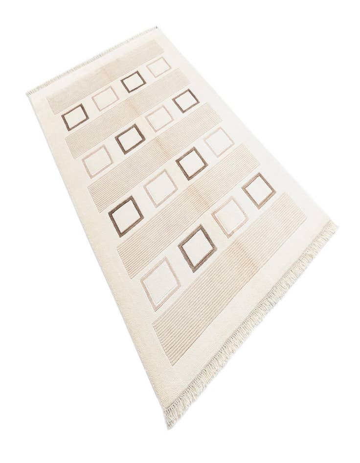 Detail image of  4' 1 x 6' 3 Darya Rug