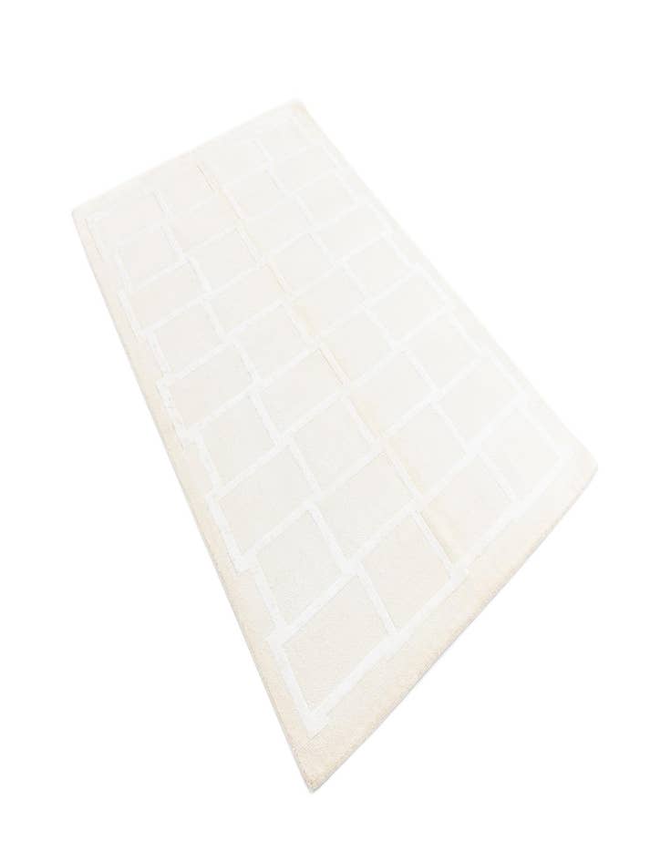 Detail image of  3' 10 x 6' Darya Rug