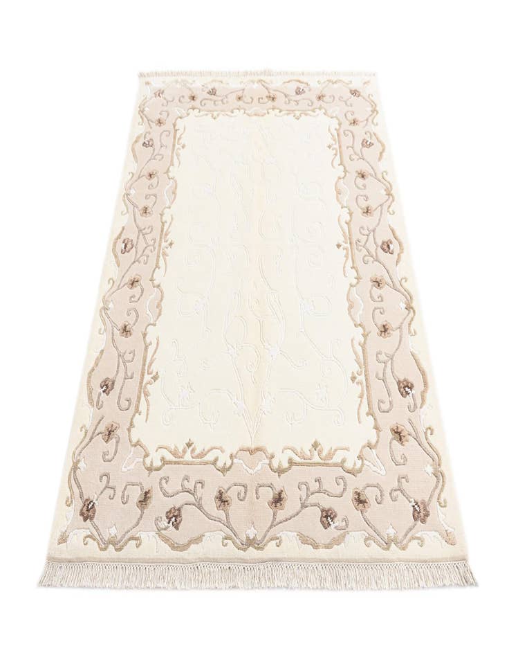 Detail image of  4' 1 x 6' 1 Darya Rug