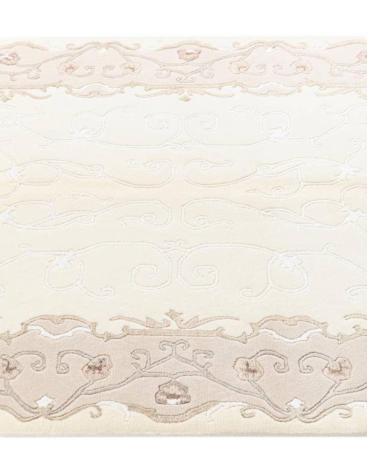 Detail image of  4' 1 x 6' 1 Darya Rug