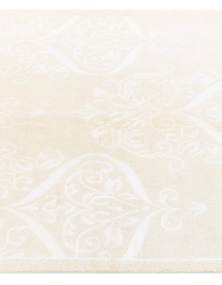 Detail image of  4' 1 x 6' 2 Darya Rug