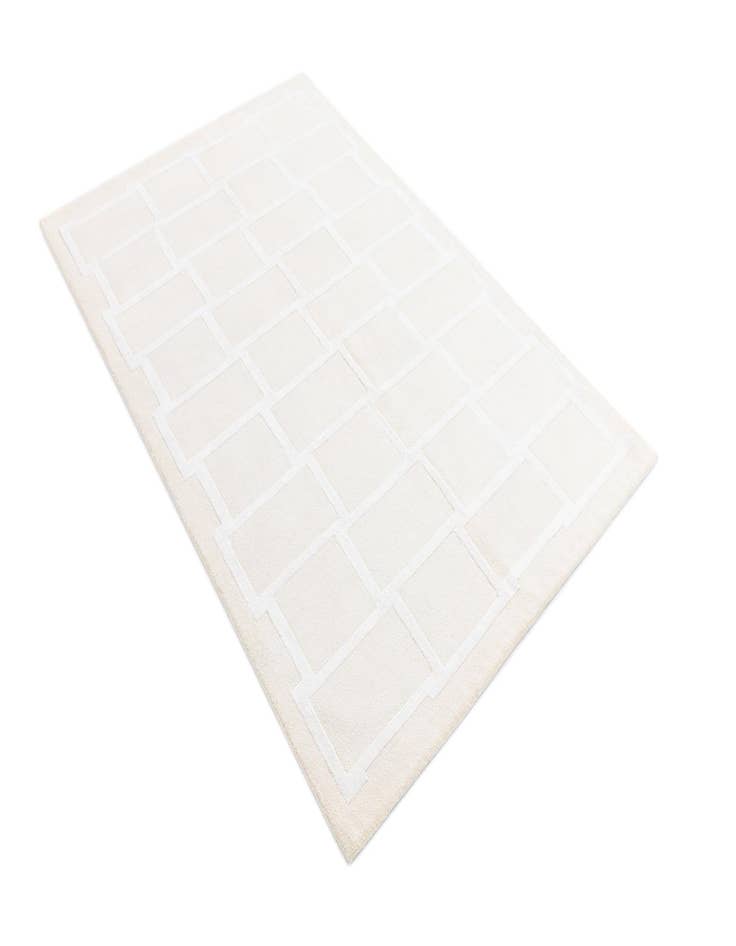 Detail image of  3' 11 x 6' Darya Rug