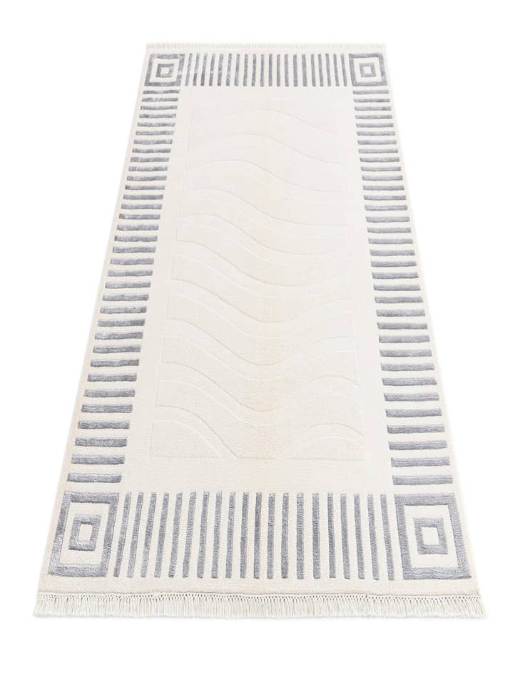 Detail image of  3' 11 x 5' 10 Darya Rug