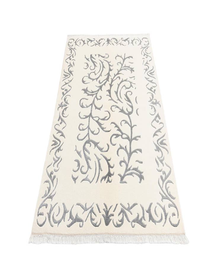 Detail image of  3' 11 x 6' Darya Rug