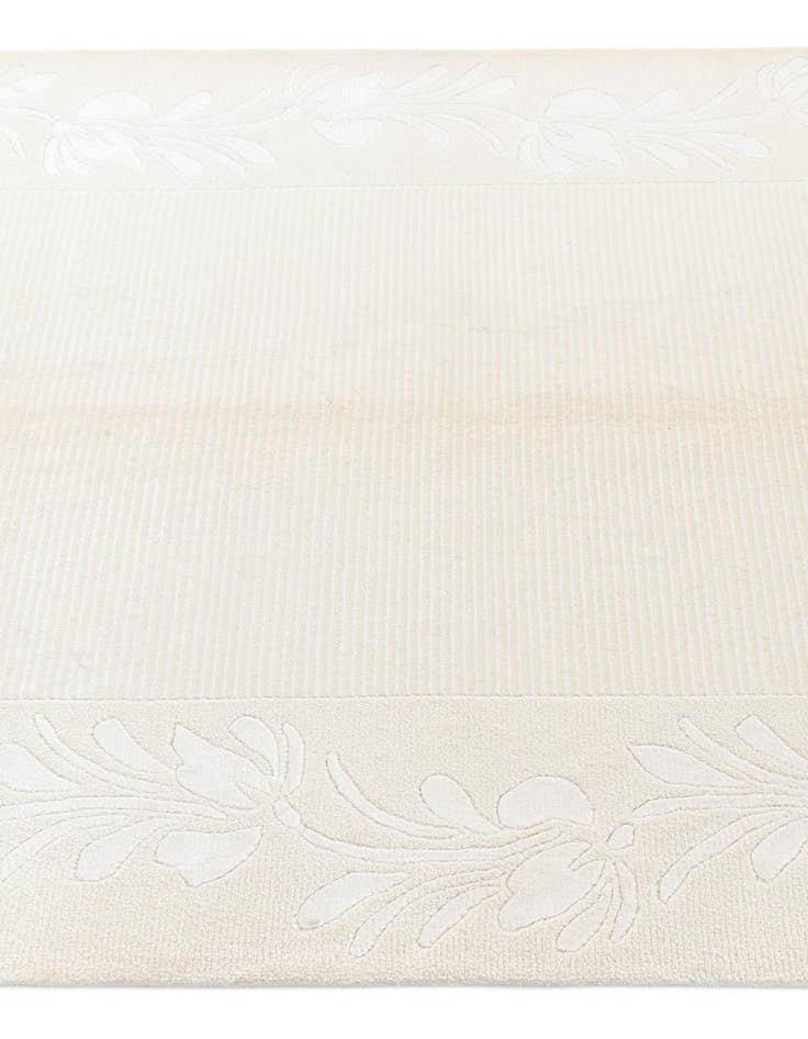 Detail image of  4' 1 x 6' 1 Darya Rug