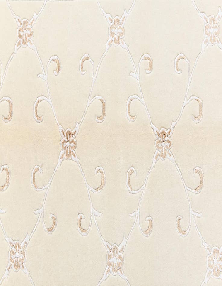 Detail image of  4' 1 x 5' 11 Darya Rug