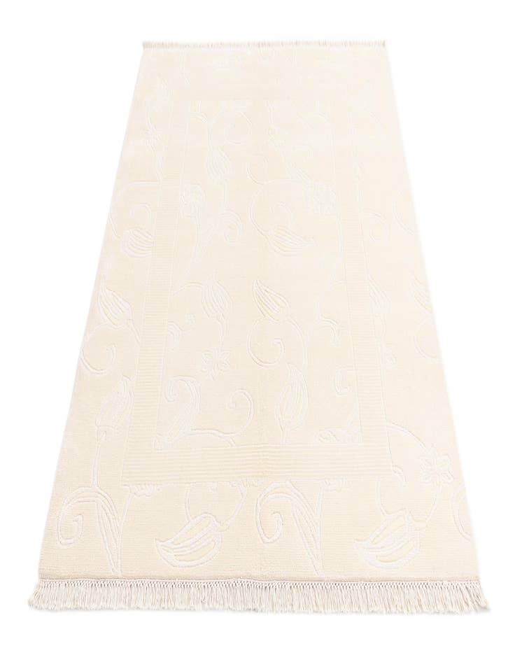 Detail image of  4' 1 x 5' 11 Darya Rug