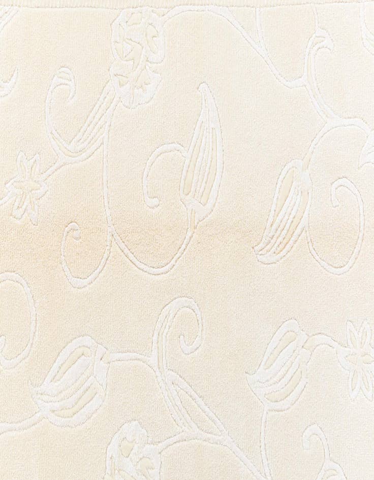 Detail image of  4' 1 x 5' 11 Darya Rug