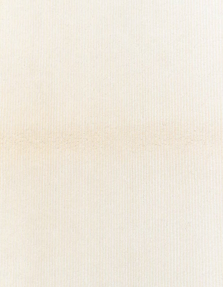 Detail image of  4' 2 x 6' Darya Rug