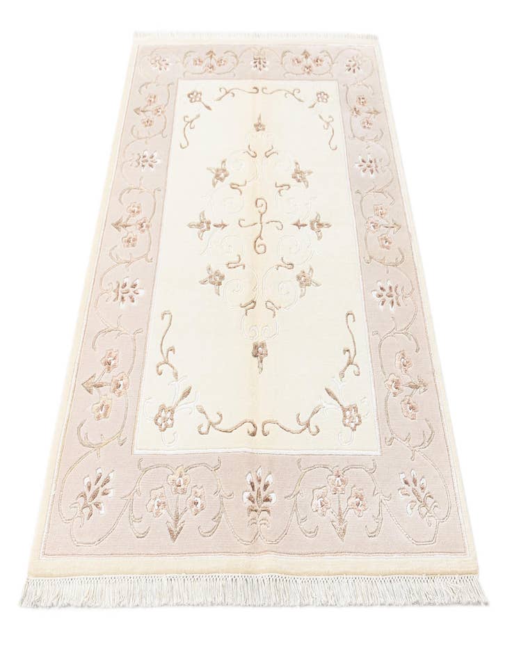 Detail image of  4' x 5' 11 Darya Rug