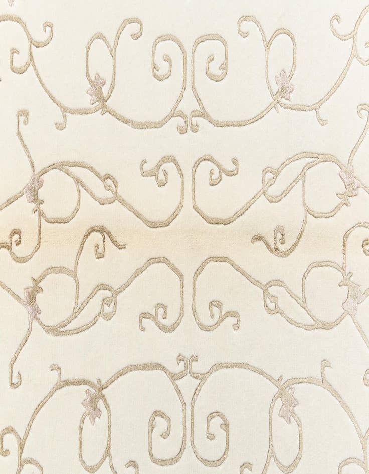 Detail image of  4' 1 x 6' 3 Darya Rug