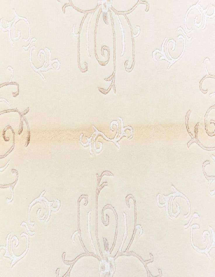 Detail image of  4' 1 x 5' 11 Darya Rug