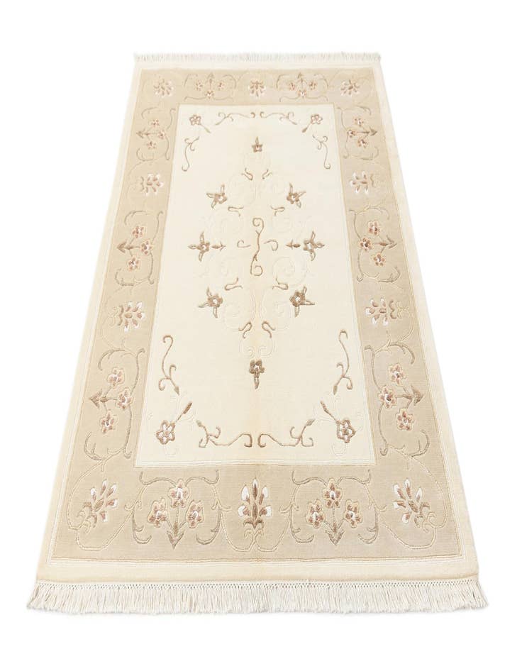 Detail image of  4' x 5' 11 Darya Rug