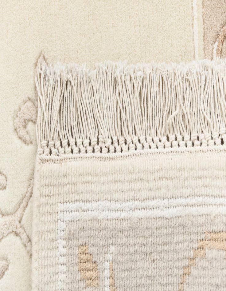 Detail image of  4' x 6' 1 Darya Rug