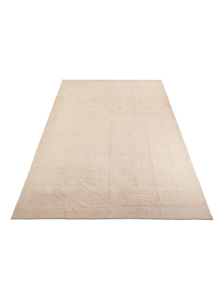 Detail image of  9' 9 x 14'  Hand Knotted Darya Wool Rug