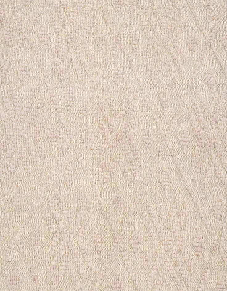 Detail image of  9' 9 x 14'  Hand Knotted Darya Wool Rug