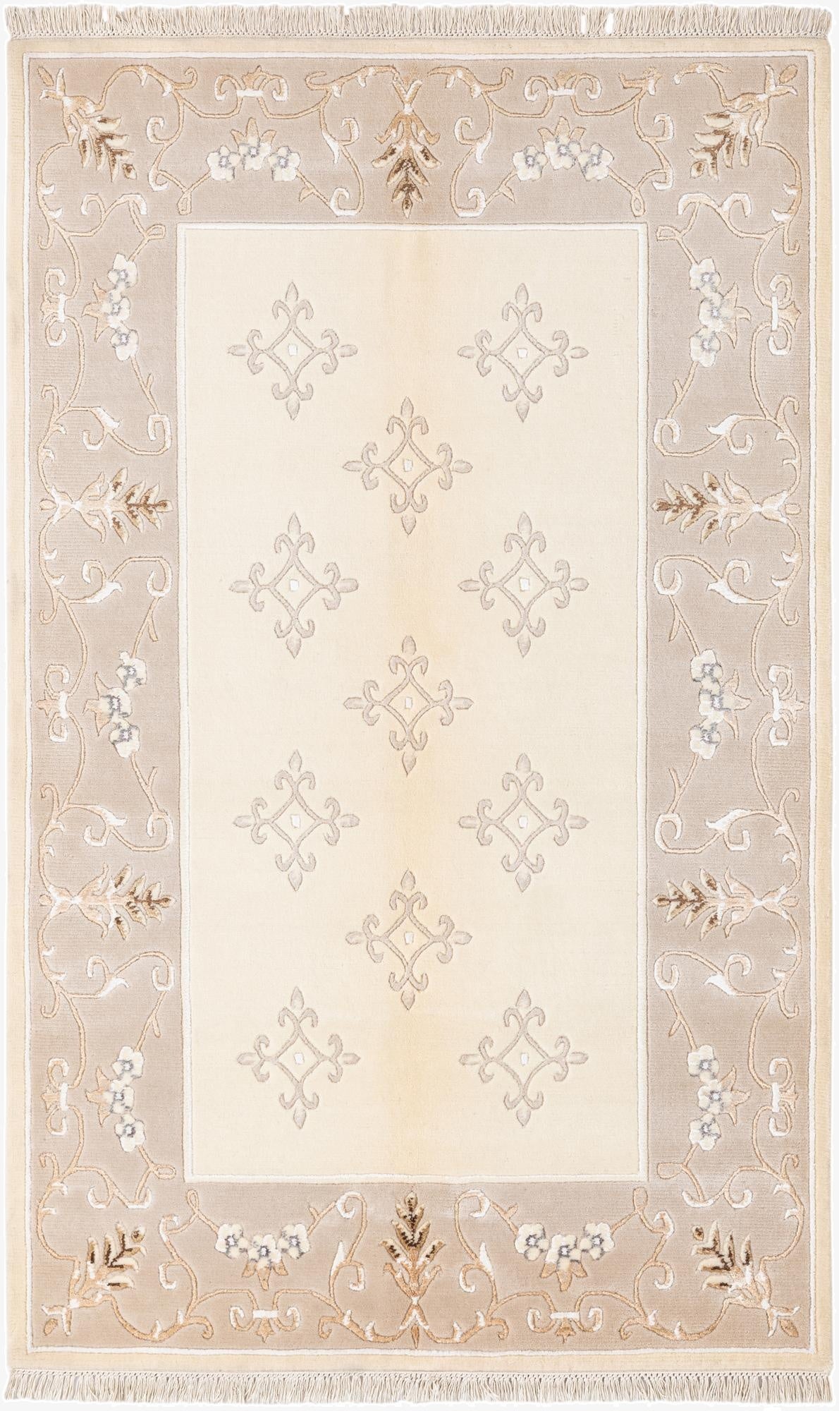  4' 1 x 6' 6  Hand Knotted Darya Wool Rug