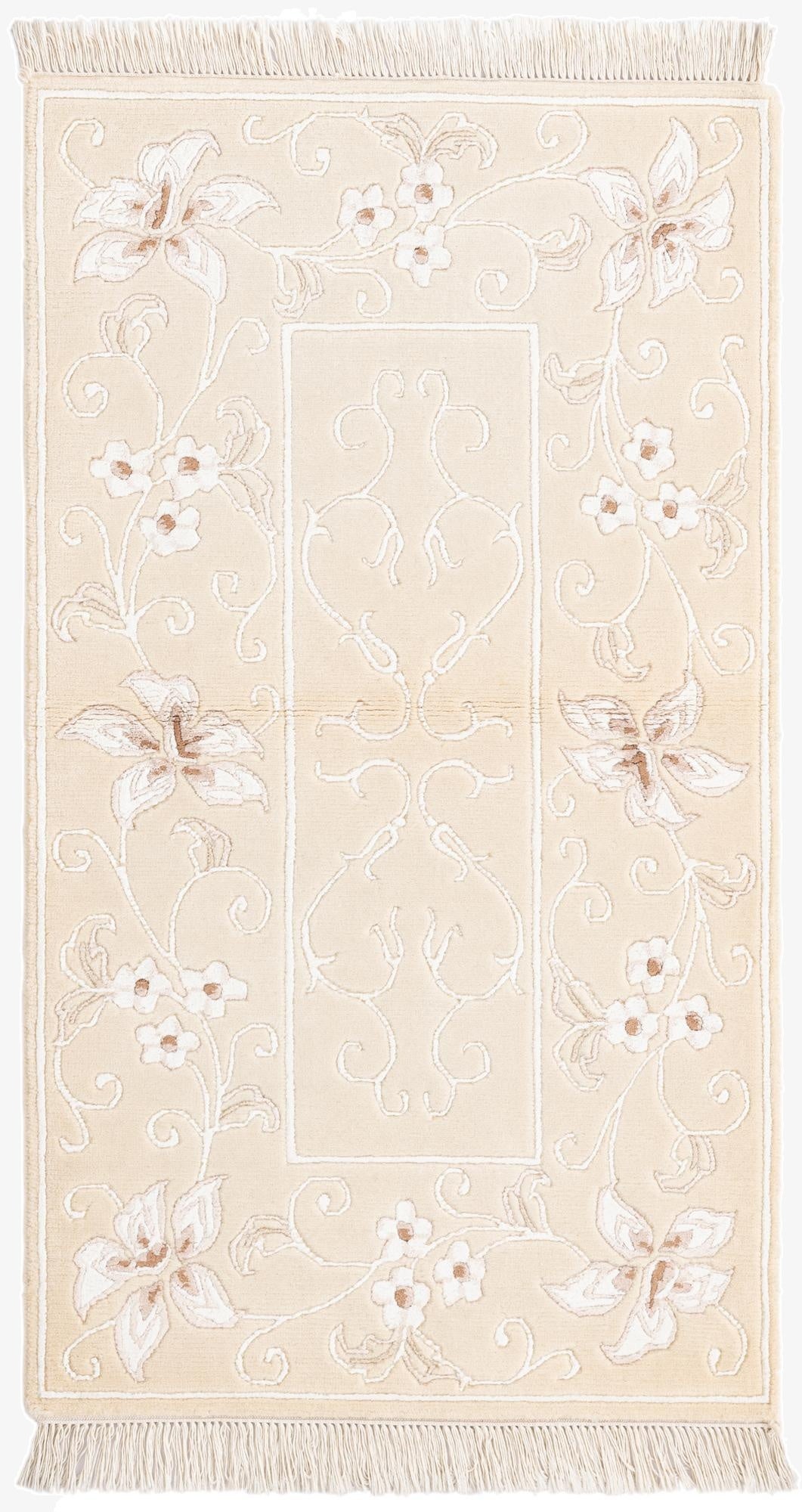  2' 8 x 4' 8  Hand Knotted Darya Wool Rug