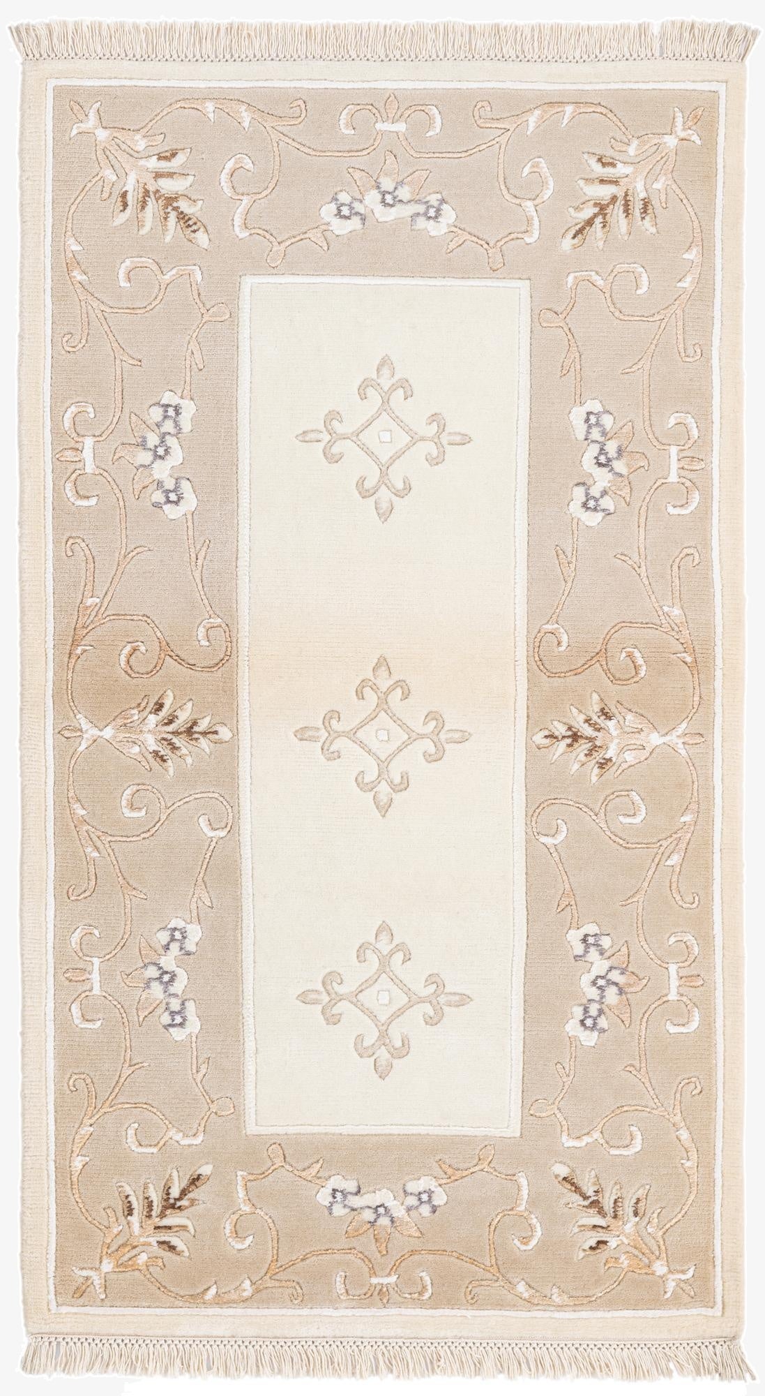  2' 8 x 4' 8  Hand Knotted Darya Wool Rug